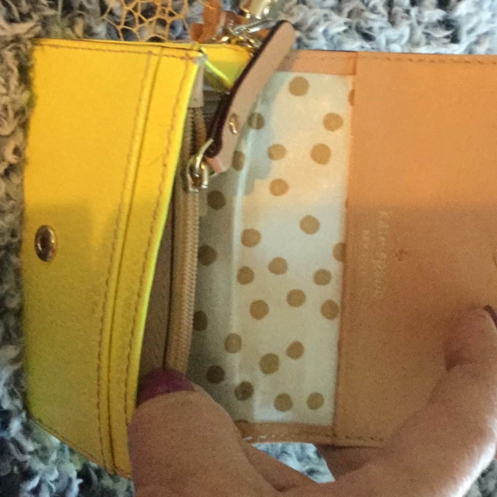 Wallet - Picture 2 of 4